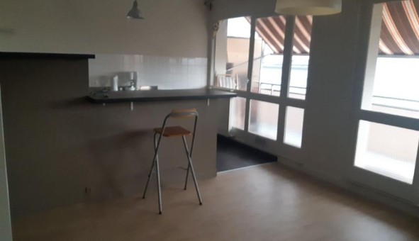 Logement tudiant Studio à Sedan (08200)