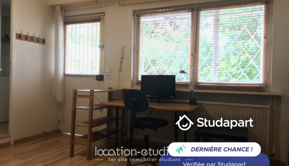 Logement tudiant Studio à Svres (92310)