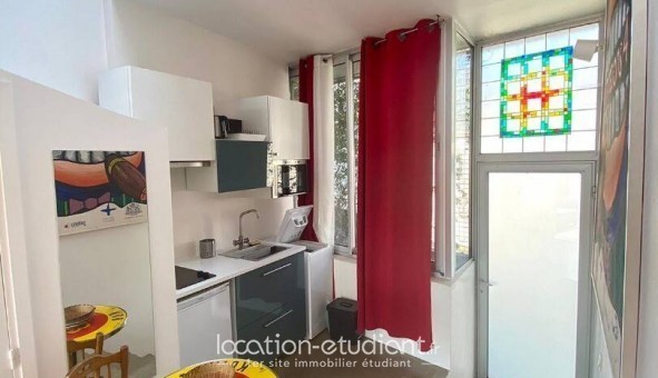 Logement tudiant Studio à Svres (92310)