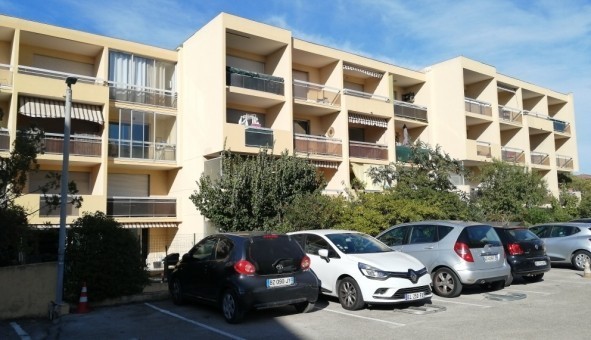 Logement tudiant Studio à Six Fours les Plages (83140)