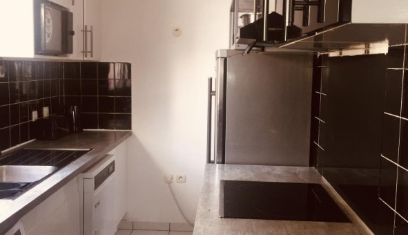 Logement tudiant Studio à Stains (93240)