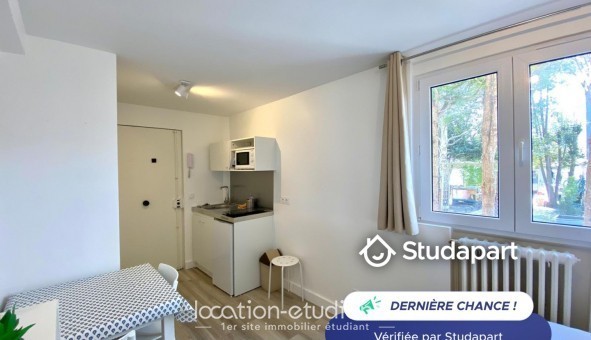 Logement tudiant Studio à Suresnes (92150)