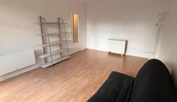 Logement tudiant Studio à Suresnes (92150)