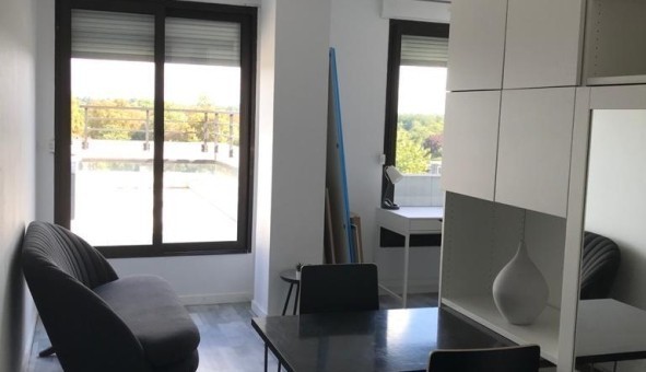 Logement tudiant Studio à Suresnes (92150)