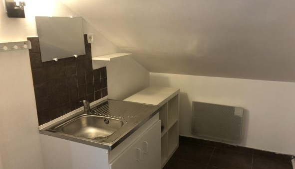 Logement tudiant Studio à Thomery (77810)