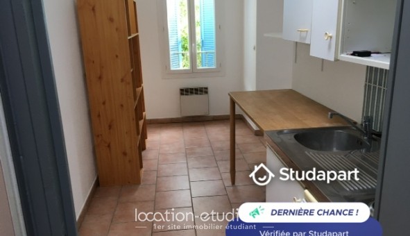 Logement tudiant Location Studio Vide Toulon (83200)