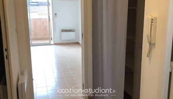 Logement tudiant Location Studio Vide Toulon (83200)