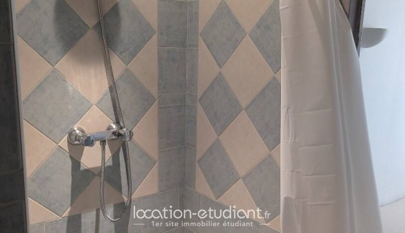 Logement tudiant Studio à Trans en Provence (83720)