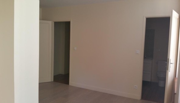 Logement tudiant Studio à Troyes (10000)