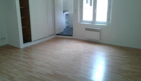 Logement tudiant Location Studio Vide Troyes (10000)