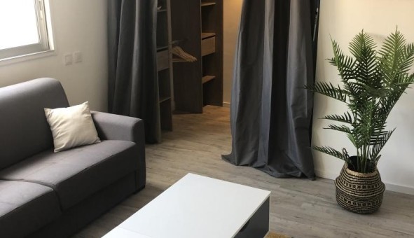 Logement tudiant Location Studio Vide Vallauris (06220)