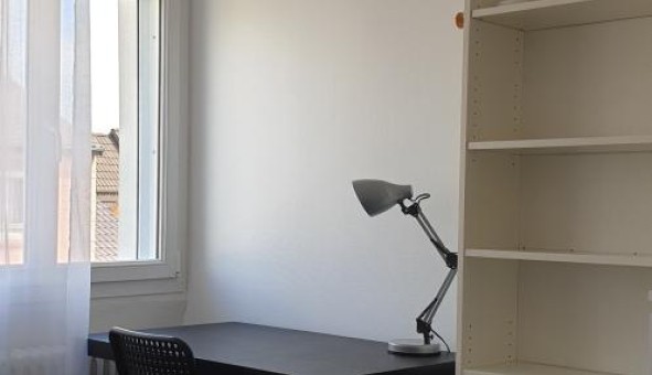 Logement tudiant Studio à Vlizy Villacoublay (78140)