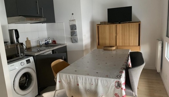 Logement tudiant Location Studio Vide Vlizy Villacoublay (78140)