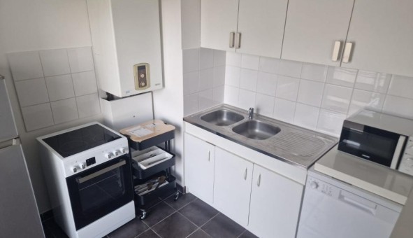 Logement tudiant Studio à Vnissieux (69200)