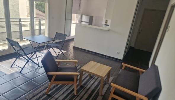 Logement tudiant Studio à Vnissieux (69200)