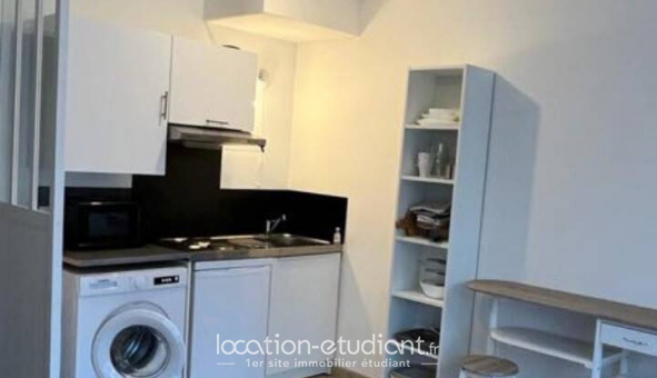 Logement tudiant Studio à Verneuil sur Seine (78480)