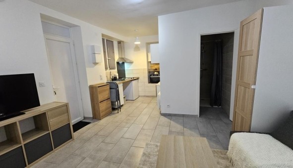 Logement tudiant Studio à Verrires le Buisson (91370)