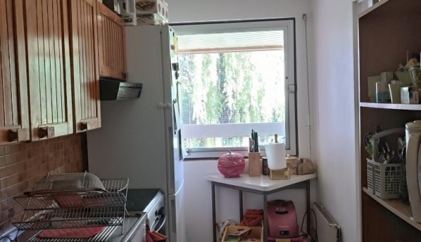 Logement tudiant Studio à Verrires le Buisson (91370)