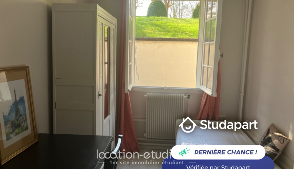 Logement tudiant Location Studio Meublé Versailles (78000)