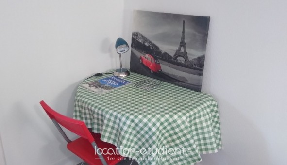 Logement tudiant Studio à Versailles (78000)