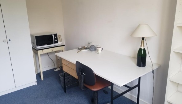 Logement tudiant Studio à Versailles (78000)