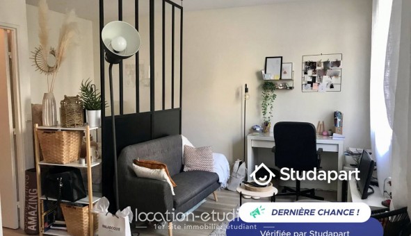 Logement tudiant Location Studio Vide Versailles (78000)