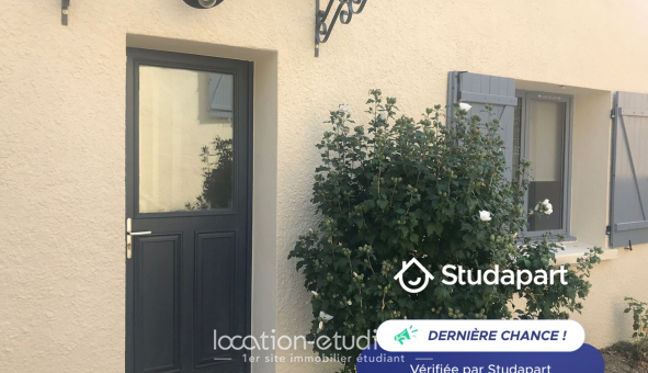 Logement étudiant Location Studio Meublé Versailles (78000)