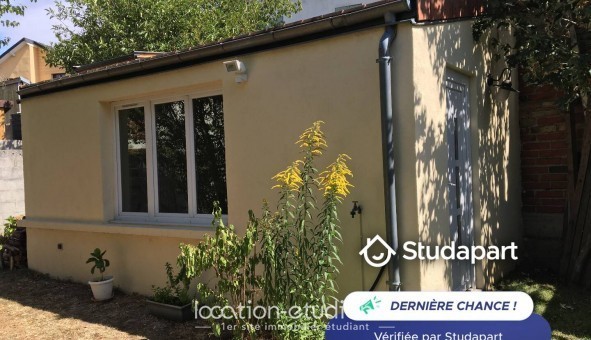 Logement étudiant Location Studio Meublé Versailles (78000)