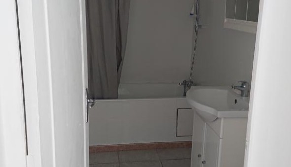 Logement tudiant Studio à Villejust (91140)