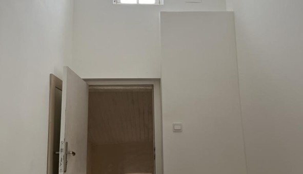 Logement tudiant Studio à Villeneuve ls Avignon (30400)