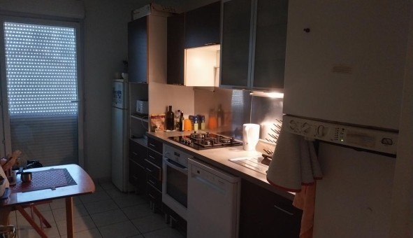 Logement tudiant Location Studio Vide Villeurbanne (69100)