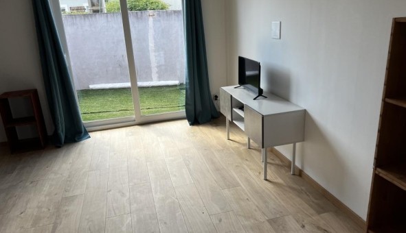 Logement tudiant T2 à Adissan (34230)