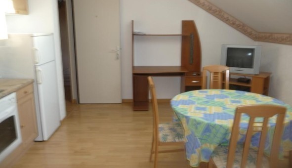 Logement tudiant Location T2 Vide Ambrires (51290)