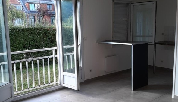 Logement tudiant Location T2 Vide Amiens (80090)