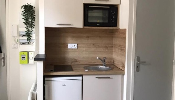 Logement tudiant Location T2 Vide Angers (49000)