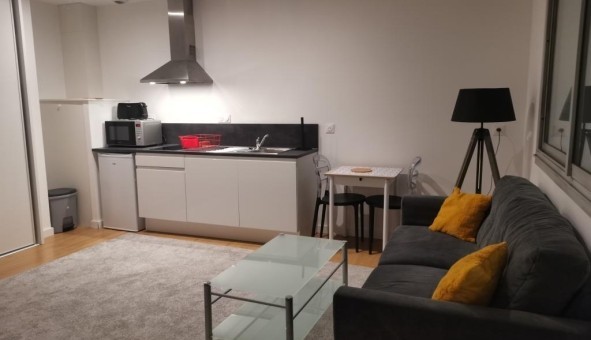 Logement tudiant Location T2 Vide Angers (49000)