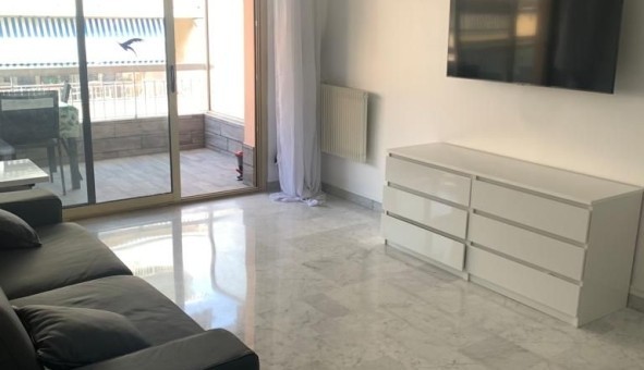 Logement tudiant T2 à Antibes (06160)