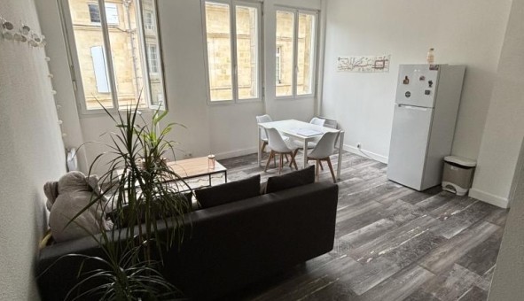 Logement tudiant T2 à Arveyres (33500)