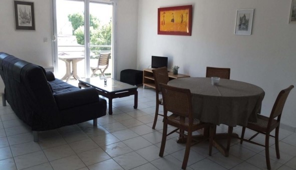 Logement tudiant Location T2 Vide Avignon (84000)