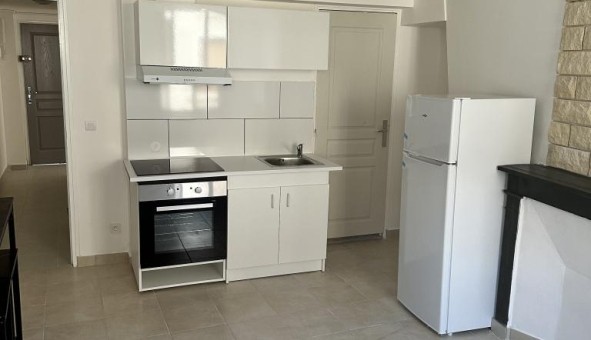 Logement tudiant Location T2 Vide Beton Bazoches (77320)