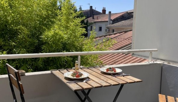 Logement tudiant T2 à Bordeaux (33300)