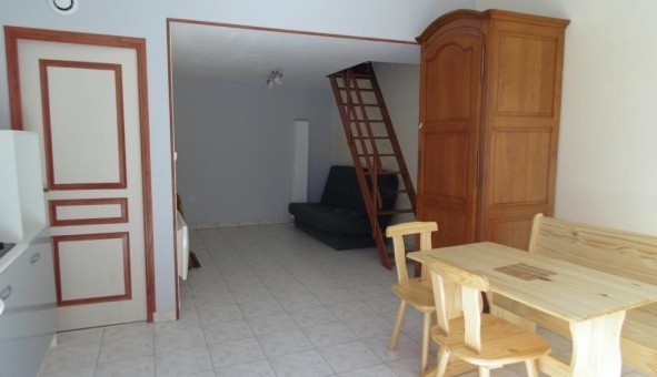 Logement tudiant Location T2 Vide Bords (17430)