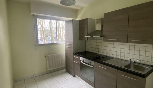 Logement tudiant T2 à Bourges (18000)