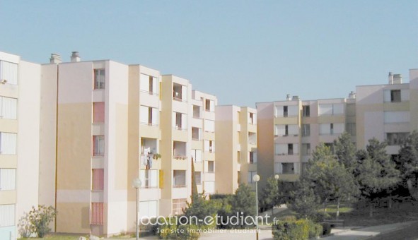 Logement tudiant T2 à Carpentras (84200)