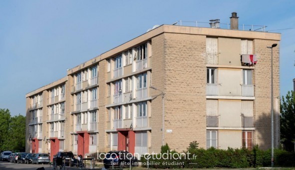 Logement tudiant T2 à Carpentras (84200)