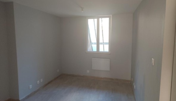 Logement tudiant Location T2 Vide Champlay (89300)