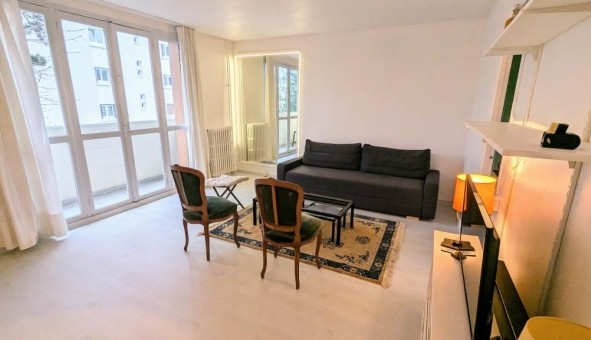 Logement tudiant Location T2 Vide Clamart (92140)