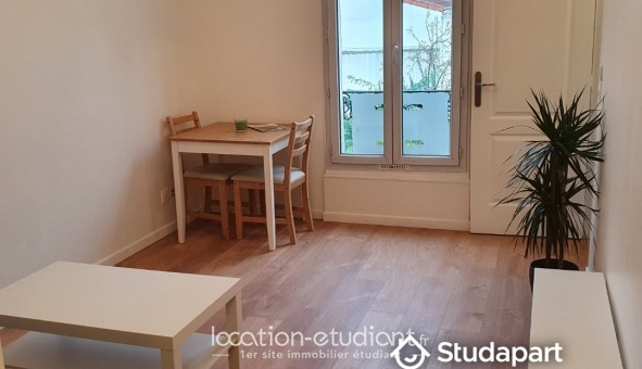 Logement tudiant T2 à Courbevoie (92400)