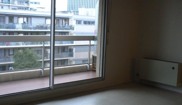 Logement tudiant T2 à Courbevoie (92400)