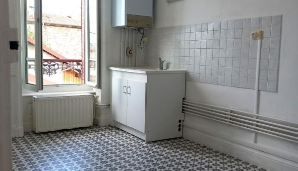 Logement tudiant Location T2 Vide Cours la Ville (69470)